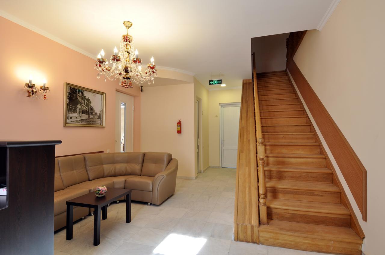 Albert House Hotel And Tours Jerevan Eksteriør bilde