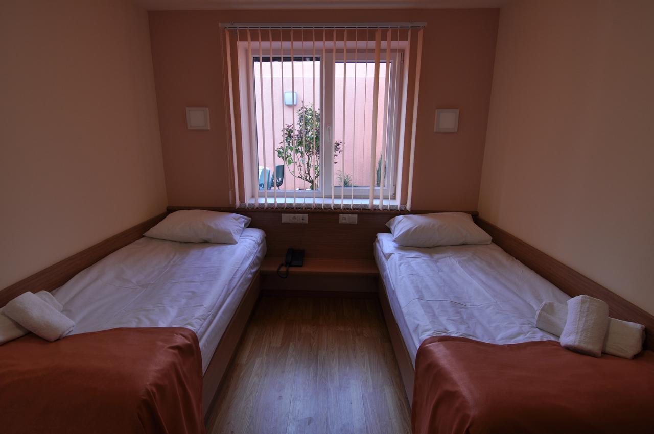 Albert House Hotel And Tours Jerevan Eksteriør bilde